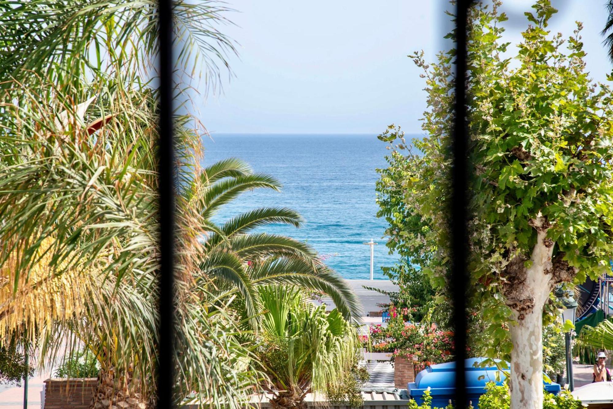Villa Torrecilla En El Centro De Nerja - South Costa Luaran gambar