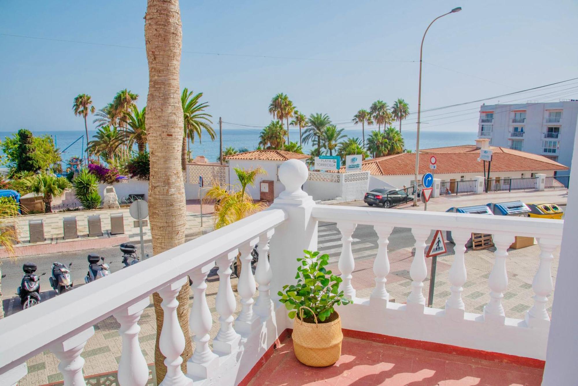 Villa Torrecilla En El Centro De Nerja - South Costa Luaran gambar