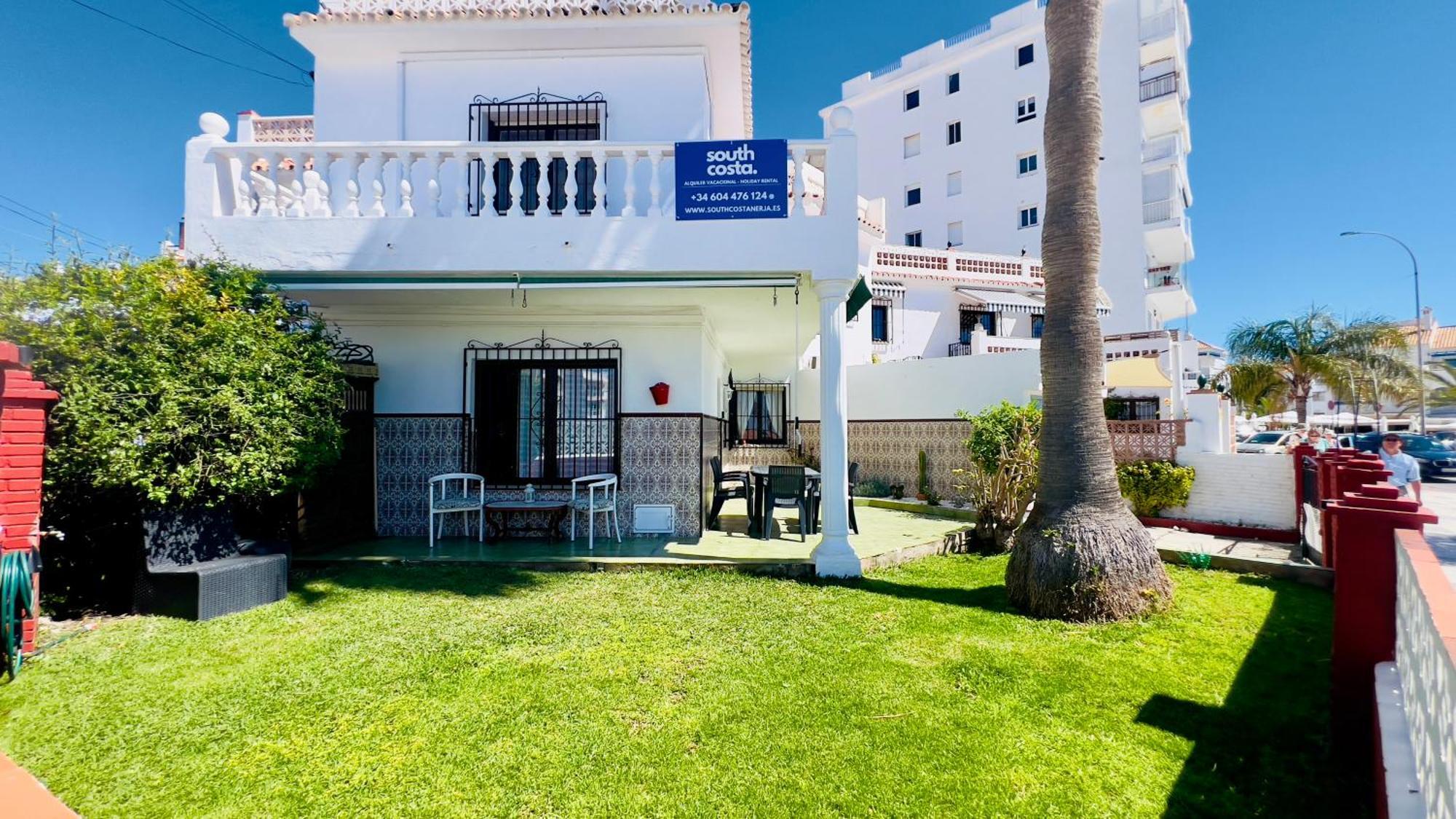 Villa Torrecilla En El Centro De Nerja - South Costa Luaran gambar